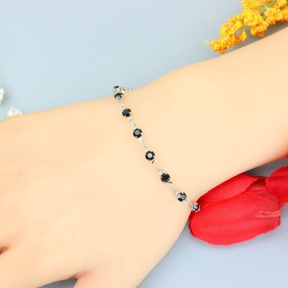 "Elegant & Trendy Bracelet, A Perfect Gift for Women, Thoughtful, EVCH1668 - Picture 2 of 10